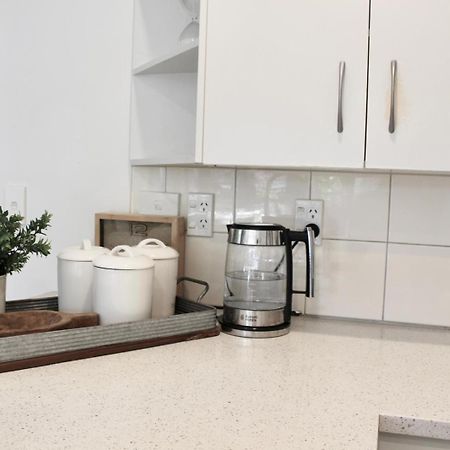 5-Min Walk To Village - Havelock North Holiday Home With Spa Pool Buitenkant foto