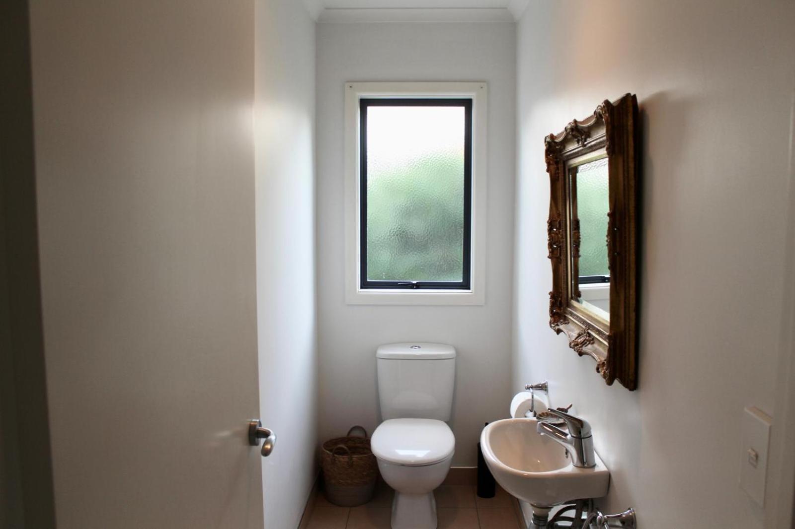 5-Min Walk To Village - Havelock North Holiday Home With Spa Pool Buitenkant foto