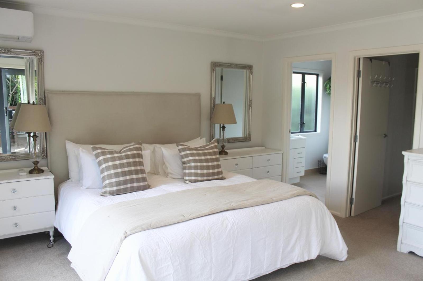 5-Min Walk To Village - Havelock North Holiday Home With Spa Pool Buitenkant foto