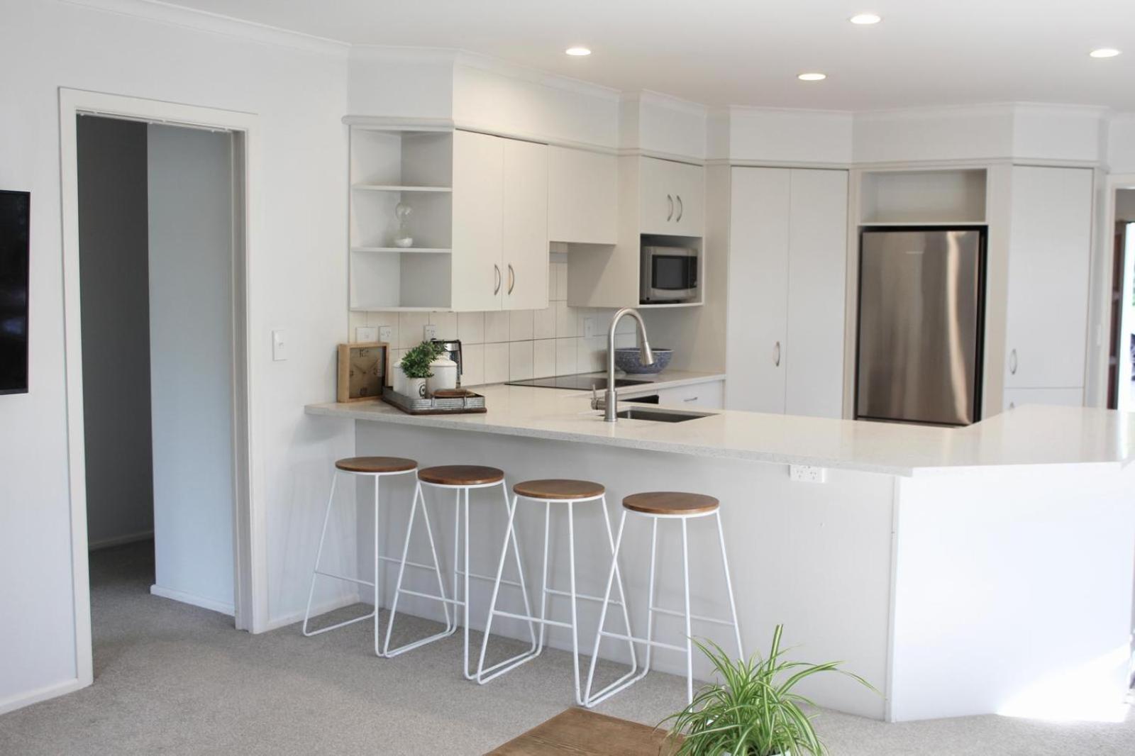 5-Min Walk To Village - Havelock North Holiday Home With Spa Pool Buitenkant foto